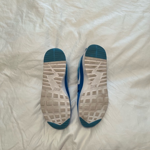 Nike Air Max Thea W8.5 - Picture 2 of 3